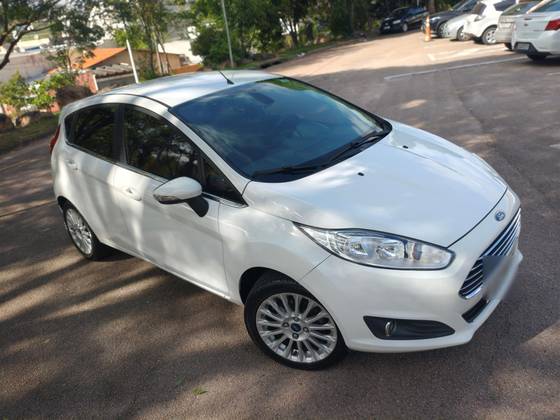 FORD FIESTA 1.6 TITANIUM HATCH 16V FLEX 4P POWERSHIFT
